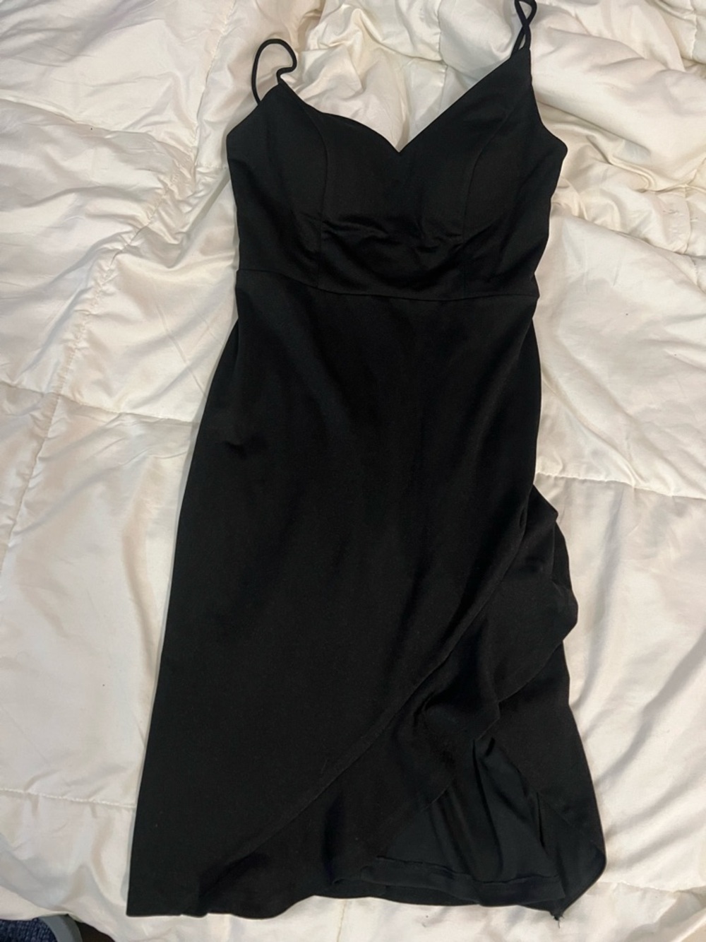 Francesca's Collections Black Midi Spaghetti-Strap Dress